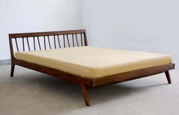 This platform bed has great advantages but some disadvantages too