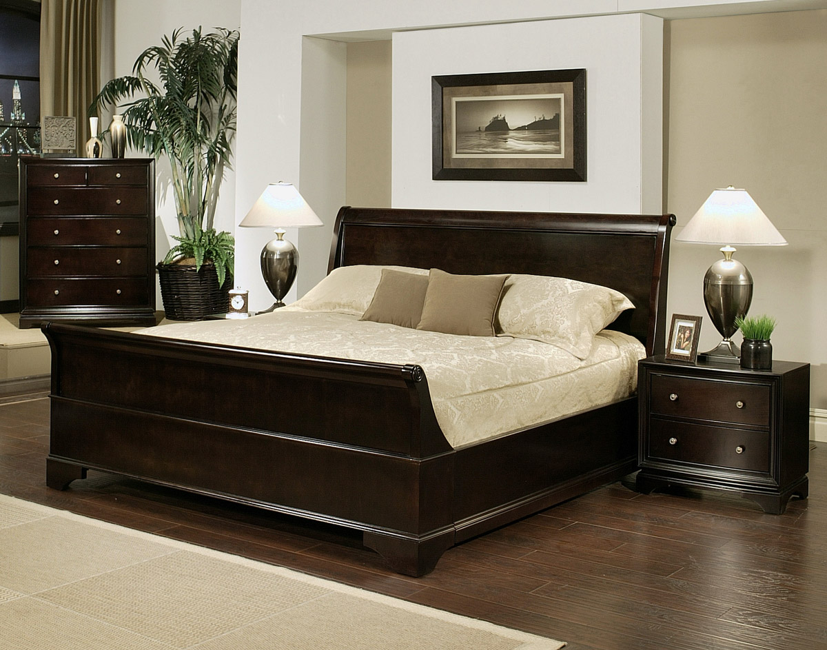 4 Pc Cooper Sleigh Bed Set